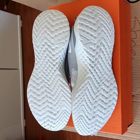 Nike Odyssey React 2 Flyknit (AH1015 001) - Picture 4 of 5